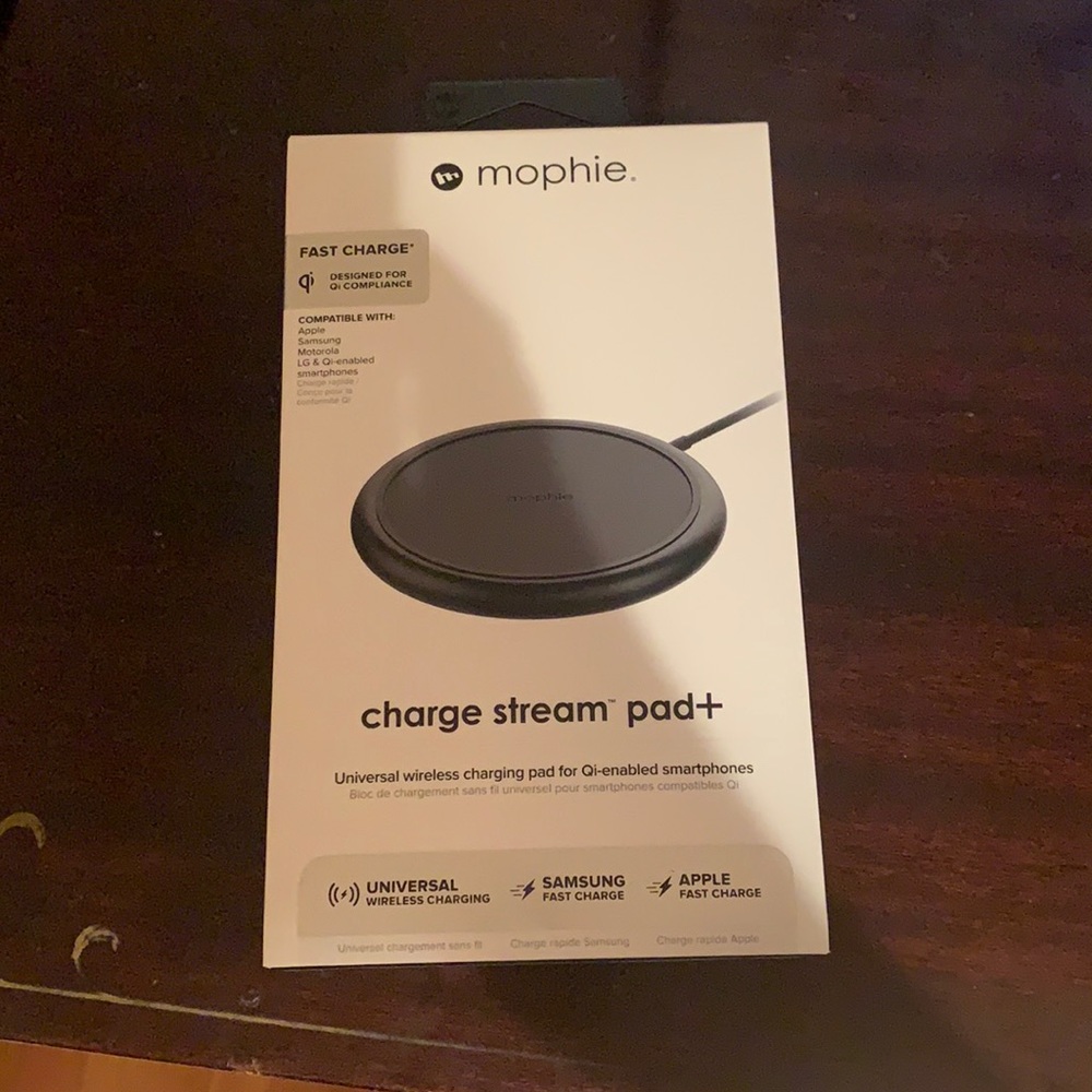 Mophie Charge Stream Pad+
